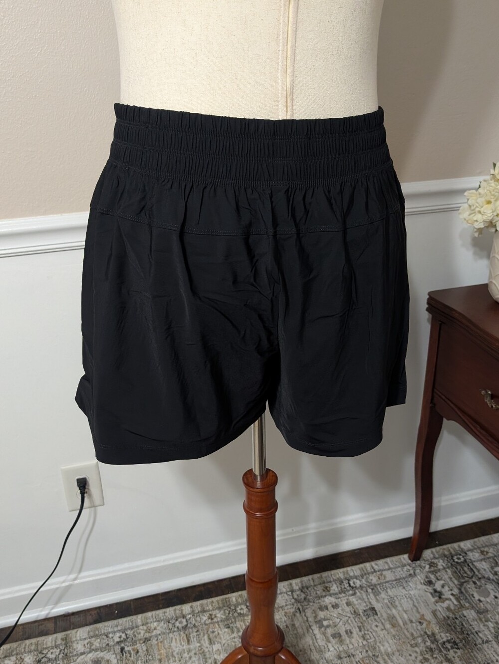 Old Navy Sleektech Skort, Size XL - Picture 5 of 8